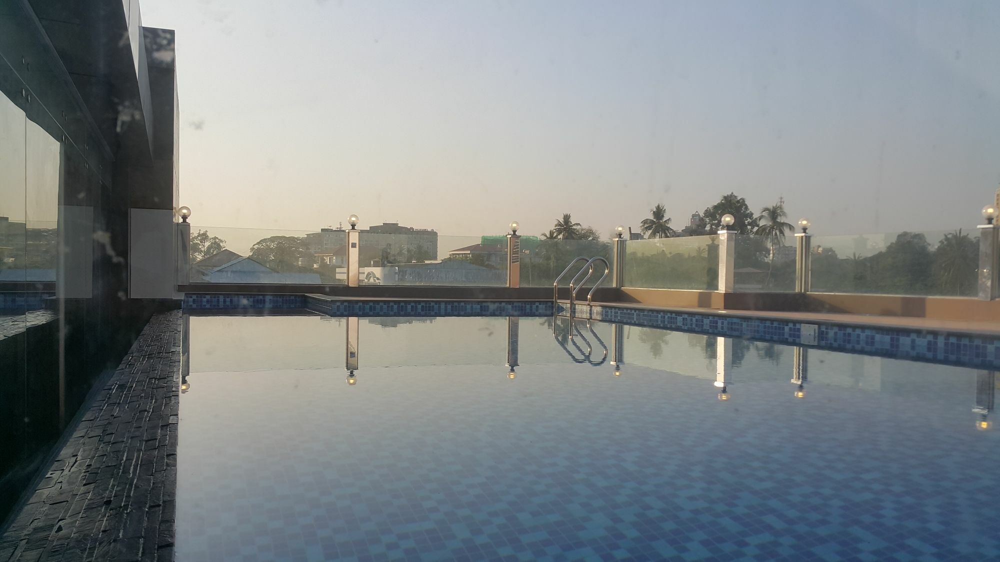 Clover Suites Royal Lake Yangon Exterior photo
